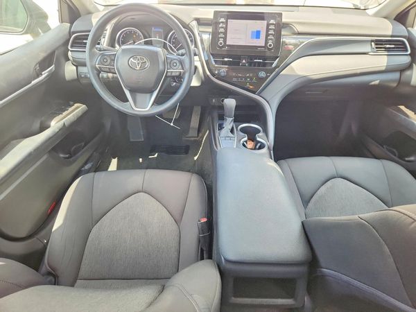 2018 TOYOTA CAMRY