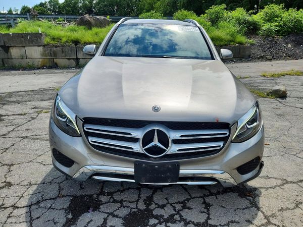 2019 MERCEDES-BENZ GLC GLC 300-4M