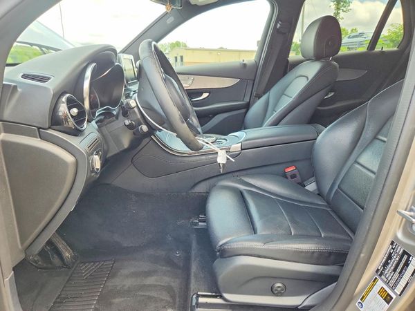 2019 MERCEDES-BENZ GLC GLC 300-4M