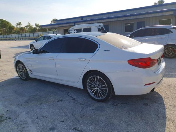2018 BMW 530E