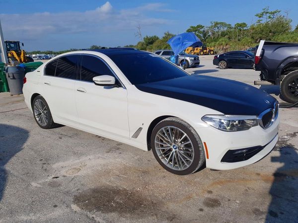 2018 BMW 530E