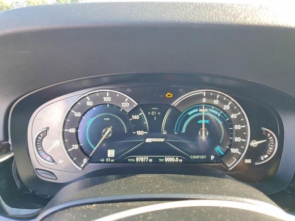 2018 BMW 530E