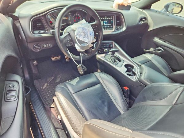 2017 DODGE CHALLENGER