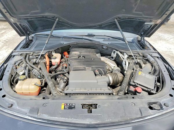 2017 CADILLAC CT6 Premium Luxury (PHEV)