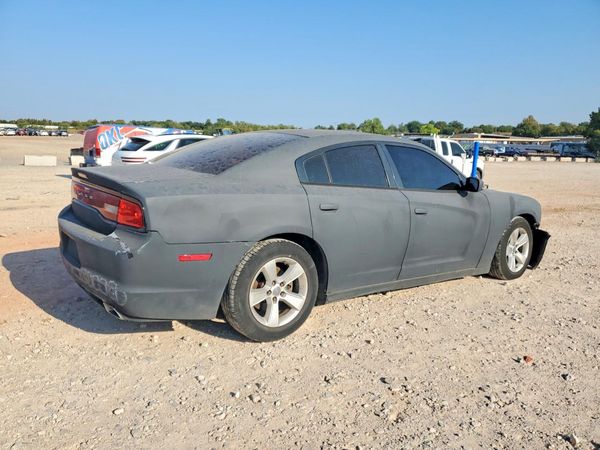 2013 DODGE CHARGER SE