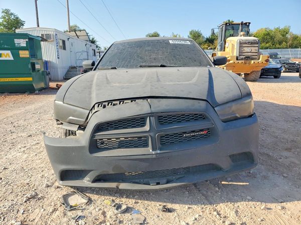 2013 DODGE CHARGER SE