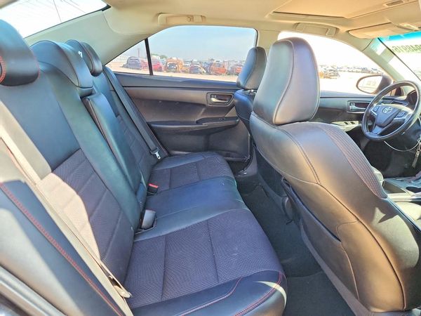 2016 TOYOTA CAMRY