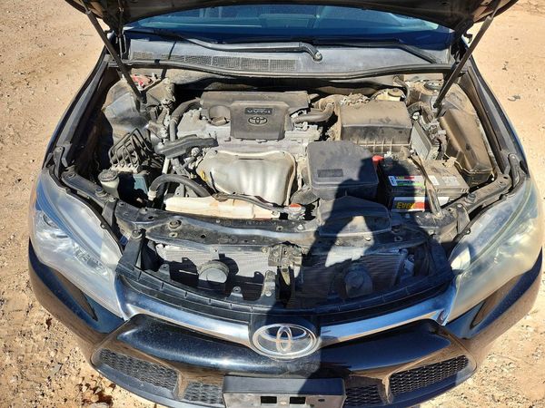 2016 TOYOTA CAMRY