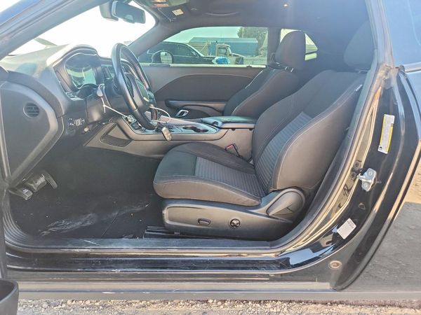 2021 DODGE CHALLENGER SXT