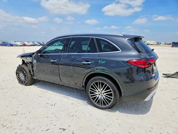 2026 MERCEDES-BENZ GLC GLC300