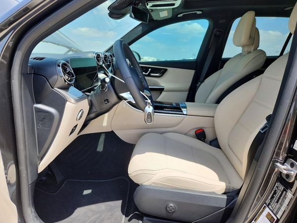 2026 MERCEDES-BENZ GLC GLC300