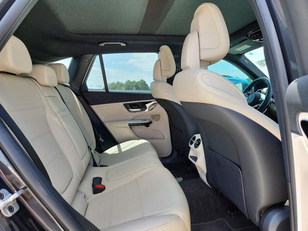 2026 MERCEDES-BENZ GLC GLC300