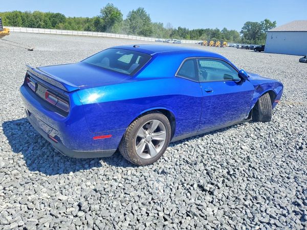 2018 DODGE CHALLENGER SXT