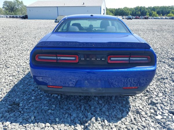 2018 DODGE CHALLENGER SXT