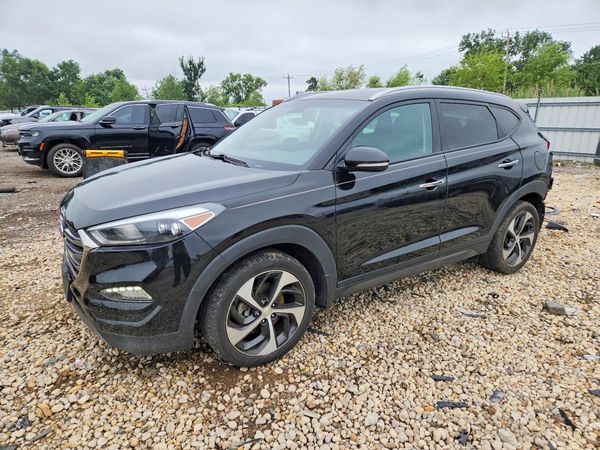 2016 HYUNDAI TUCSON