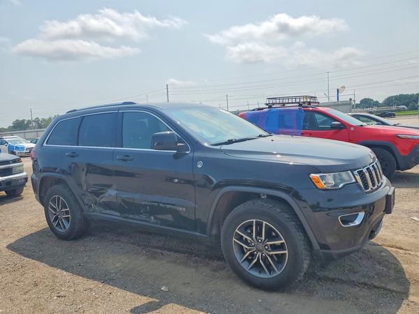 2020 JEEP GRAND CHEROKEE LAREDO 4X4