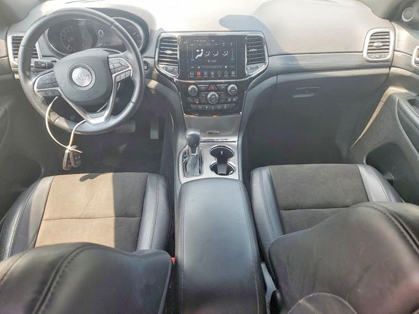 2020 JEEP GRAND CHEROKEE LAREDO 4X4
