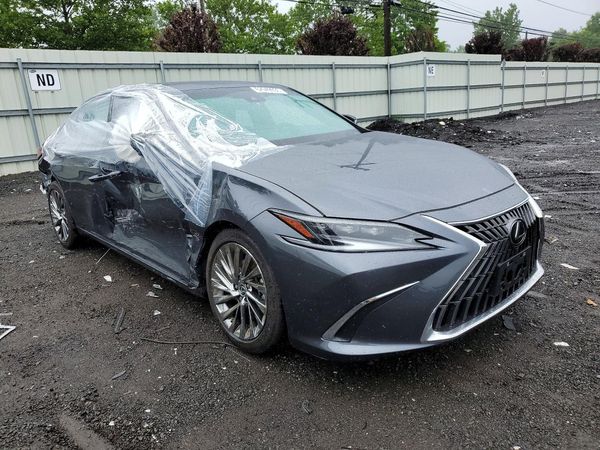 2025 LEXUS ES 300H 300h Ultra Luxury