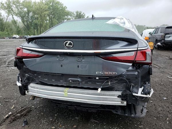2025 LEXUS ES 300H 300h Ultra Luxury