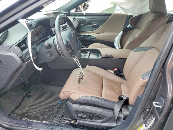 2025 LEXUS ES 300H 300h Ultra Luxury