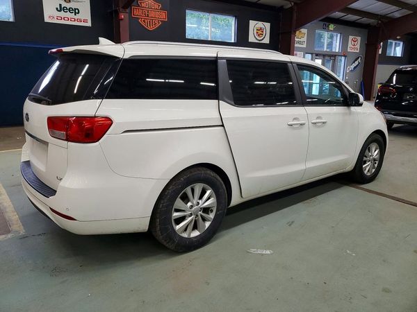 2016 KIA SEDONA LX - Middle-low