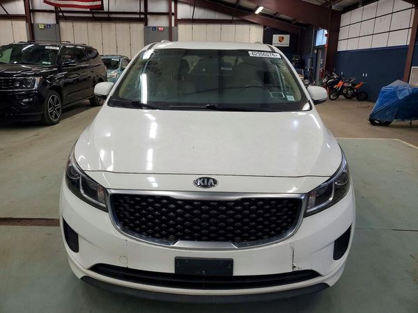 2016 KIA SEDONA LX - Middle-low