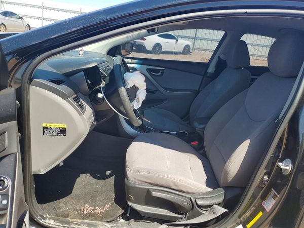 2014 HYUNDAI ELANTRA GLS(Middle) — DENT
