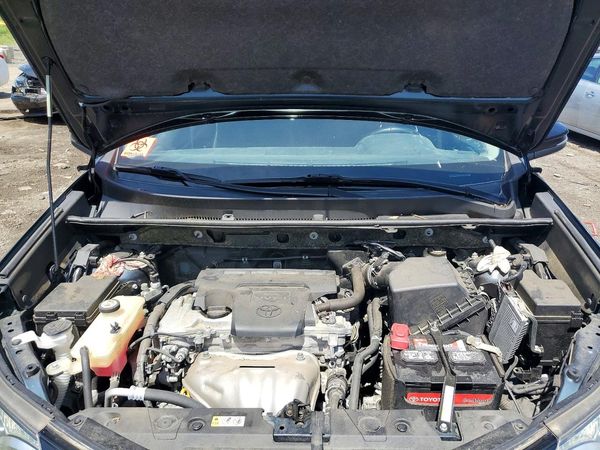 2018 TOYOTA RAV4 Adventure/XLE