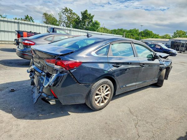 2019 HYUNDAI SONATA Eco Turbo, SE