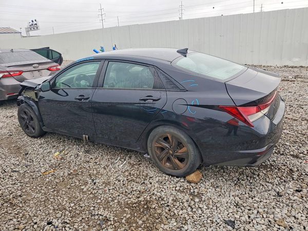 2021 HYUNDAI ELANTRA SEL