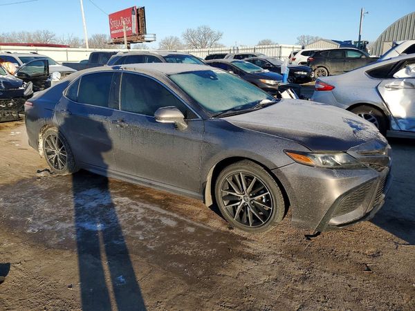 2022 TOYOTA CAMRY