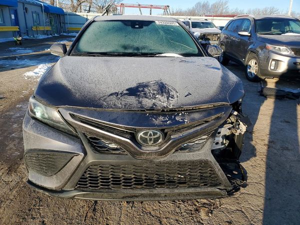 2022 TOYOTA CAMRY