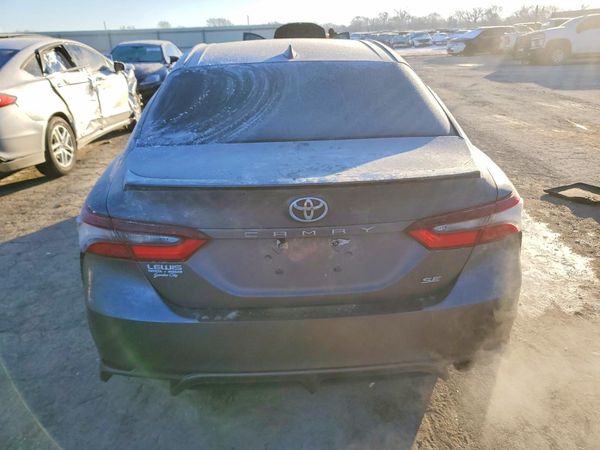 2022 TOYOTA CAMRY