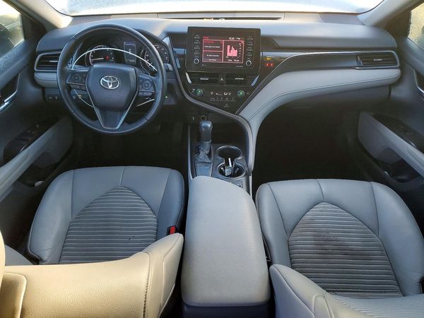 2022 TOYOTA CAMRY
