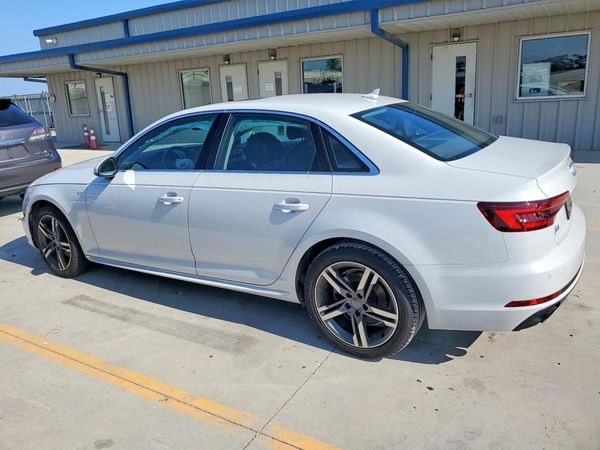 2018 AUDI A4