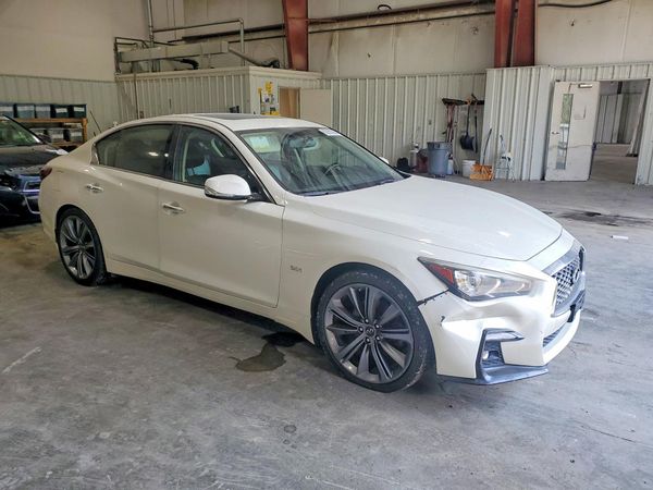 2018 INFINITI Q50