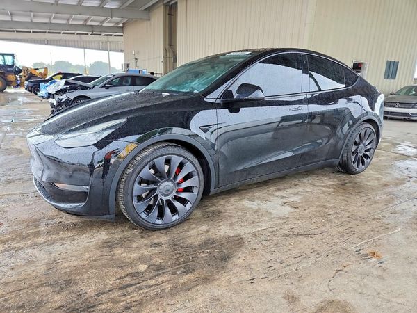 2020 TESLA MODEL Y