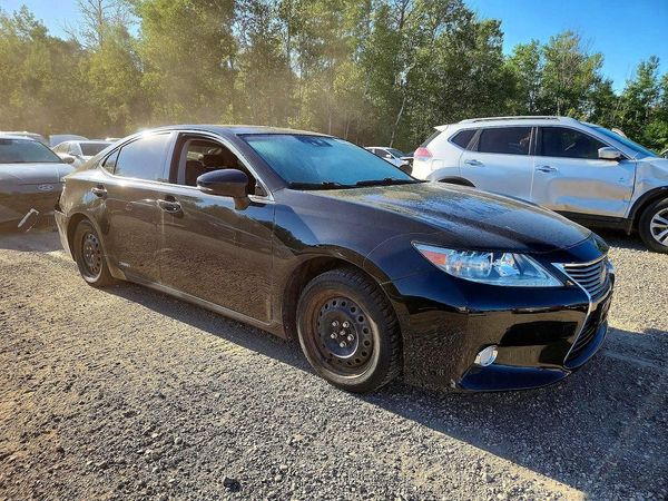 2013 LEXUS ES 300h