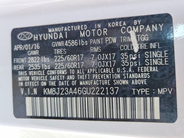 2016 HYUNDAI TUCSON SE