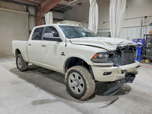 2018 RAM 2500 LARAMIE CREW CAB 4X4
