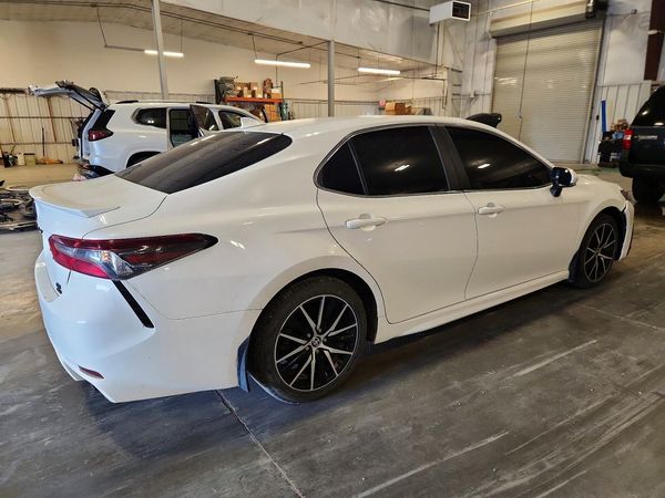 2021 TOYOTA CAMRY SE + Convenient Pkg — PSRA