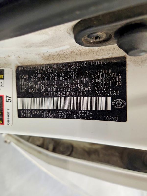 2021 TOYOTA CAMRY SE + Convenient Pkg — VINS