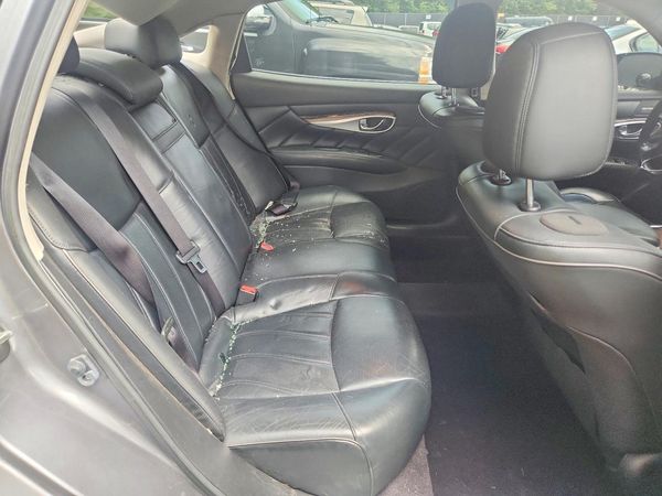 2015 INFINITI Q70L