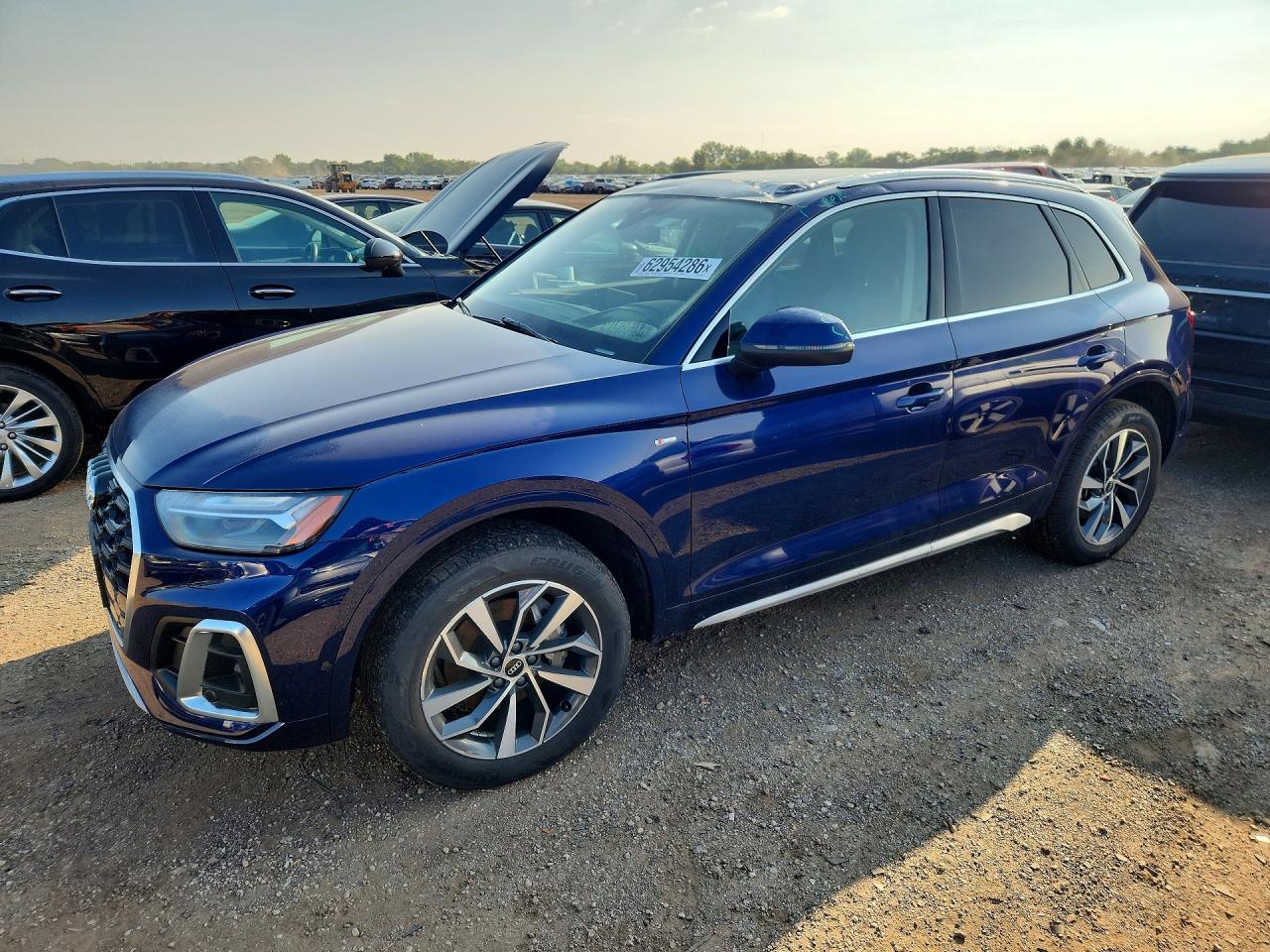 2023 AUDI Q5 S Line quattro Prestige