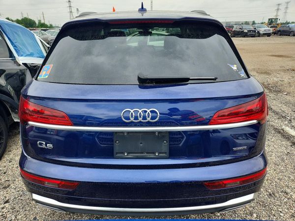 2023 AUDI Q5 S Line quattro Prestige