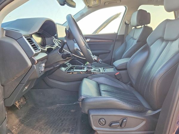 2023 AUDI Q5 S Line quattro Prestige