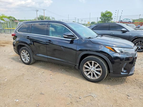 2019 TOYOTA HIGHLANDER SE/XLE