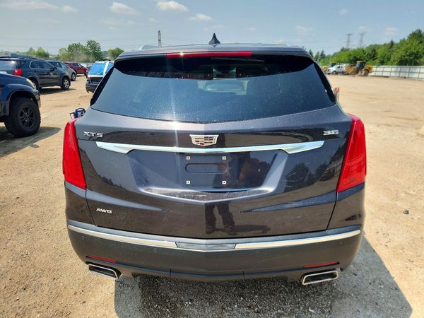 2017 CADILLAC XT5 Premium Luxury