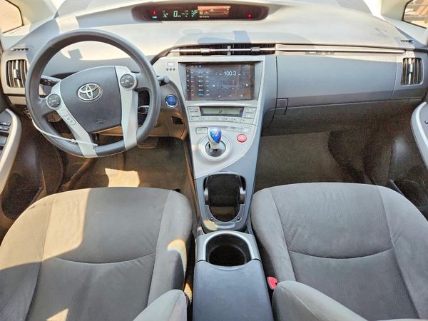 2012 TOYOTA PRIUS