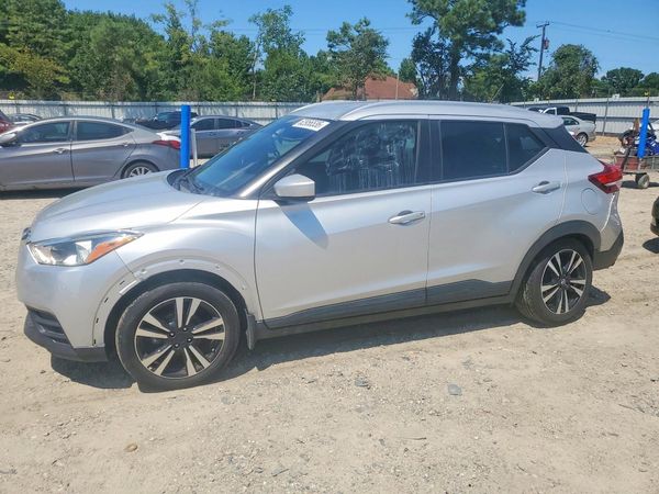2018 NISSAN KICKS